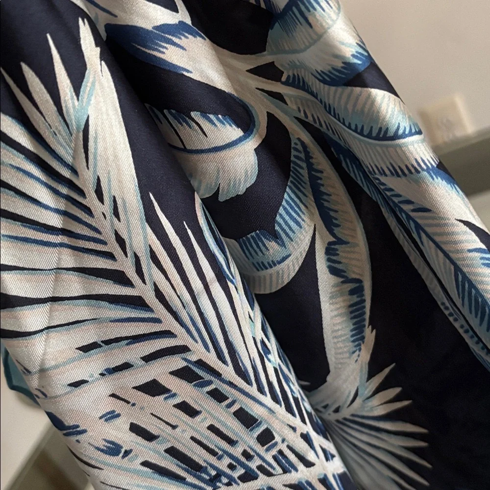 Echo silk printed Navy and Cream Palm Tree Scarf new with out tags